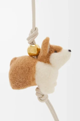 Corgi-Anhänger aus Filz und Kalbsleder in Soft White/Orange Corgi-Anhänger aus Filz und Kalbsleder in Soft White/Orange