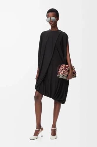 Drapiertes Kleid aus Viskose Schwarz