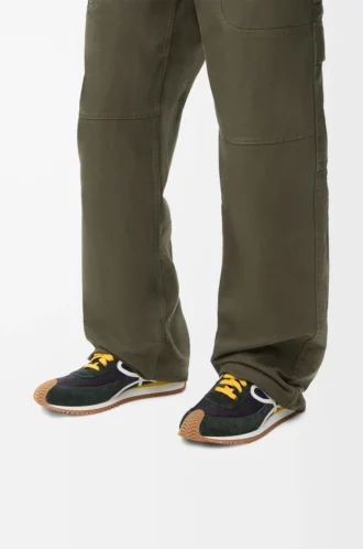 Flow Runner 2.0 aus Nylon und Wildleder Schwarz/Weiß/Khaki
