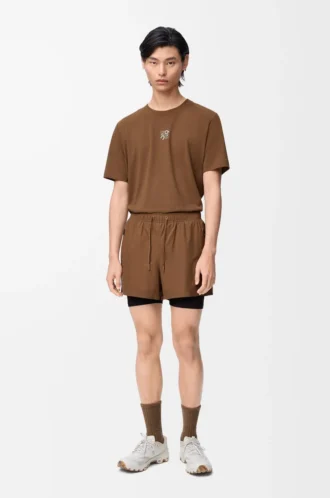 Funktionsshorts aus technischem Shell-Material in Toffee Funktionsshorts aus technischem Shell-Material in Toffee