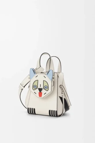 Futurist Cat kompakte Hammock-Tasche aus klassischem Kalbsleder in Soft White Futurist Cat kompakte Hammock-Tasche aus klassischem Kalbsleder in Soft White