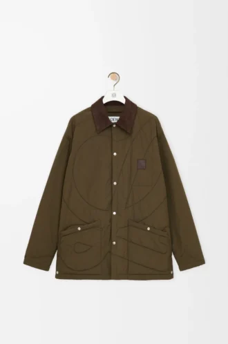 Gepolstertes Overshirt aus technischem Shell-Material in Khaki Green Gepolstertes Overshirt aus technischem Shell-Material in Khaki Green