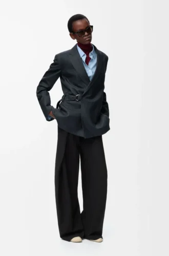 Gürtelhose aus Wolle Schwarz