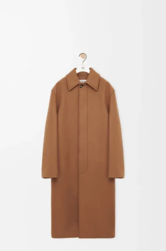 Gürtelmantel aus Wolle in Camel/Braun