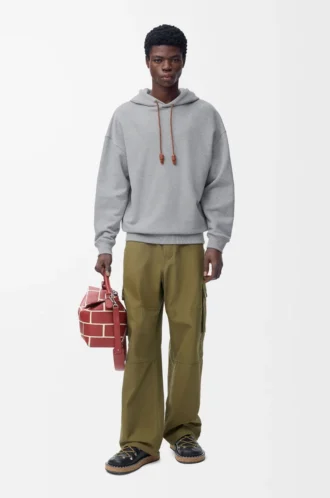 Hoodie in lockerer Passform aus Baumwolle in Grau Melange