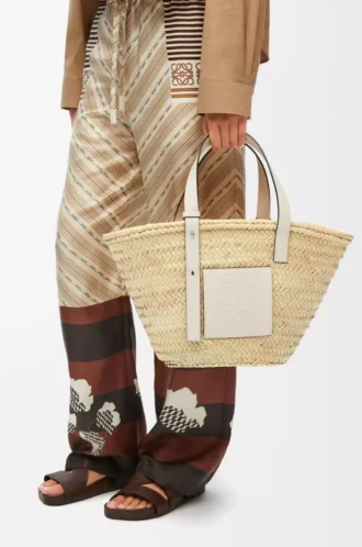 Korb-Tasche aus Palmblatt und Kalbsleder Natur/Weiß