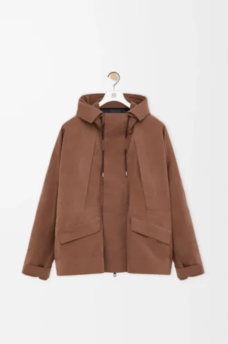 Kurzer Parka aus Funktionsbaumwolle in Toffee