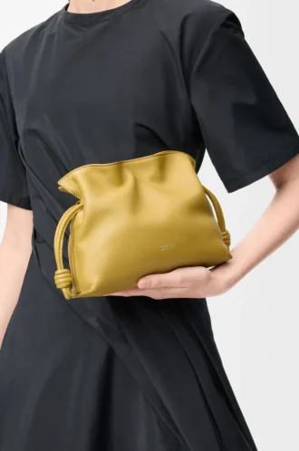 Mini-Clutch Flamenco aus Nappakalbsleder Ginger
