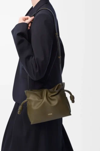 Mini-Clutch „Flamenco” aus Nappakalbsleder in Dark Khaki
