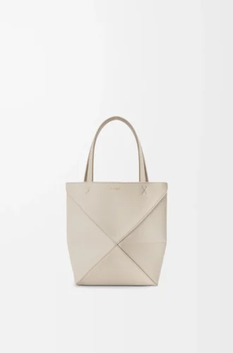 Mini Puzzle Fold Tote aus weichem genarbtem Kalbsleder in Light Ghost