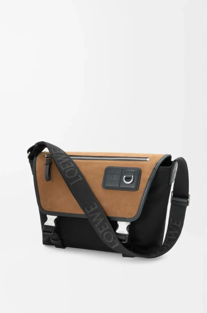 Mittlere Flex Messenger aus Canvas und Wildleder Schwarz/Dunkelgold
