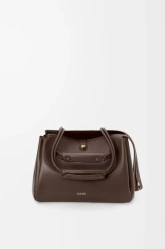 Mittlere Madrid-Tasche aus geschmeidigem Kalbsleder in Dark Chestnut