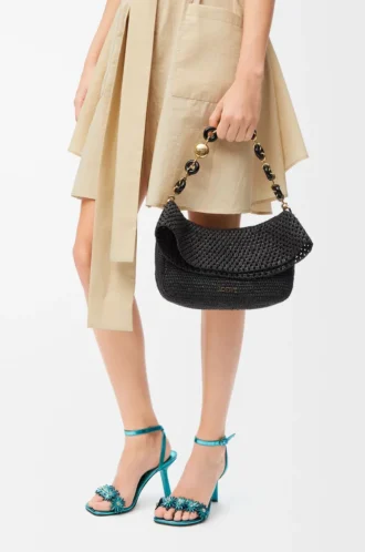 Mittlere Ola-Tasche aus Raffia und Kalbsleder in Schwarz