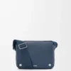 Mittlere Pebble Messenger Bag aus geschmeidigem genarbtem Kalbsleder Indigo Dye Mittlere Pebble Messenger Bag aus geschmeidigem genarbtem Kalbsleder Indigo Dye