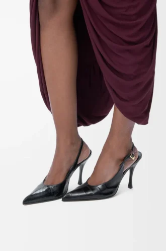 Neue Comic-Slingback-Pumps aus gemischtem Leder in Schwarz