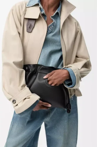 Panta Medium Flamenco Clutch aus glänzendem Kalbsleder Schwarz