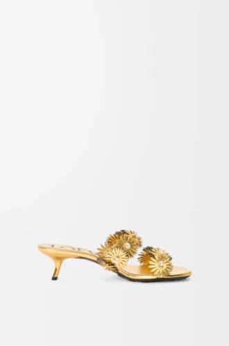 Petal Flower Sandale aus Kalbsleder und Kristallen Gold